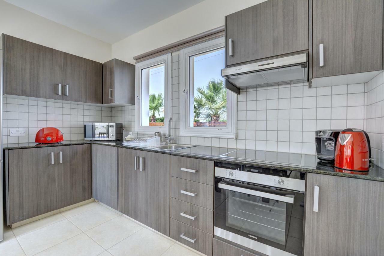 Nissi Palms Villa Ayía Nápa Extérieur photo