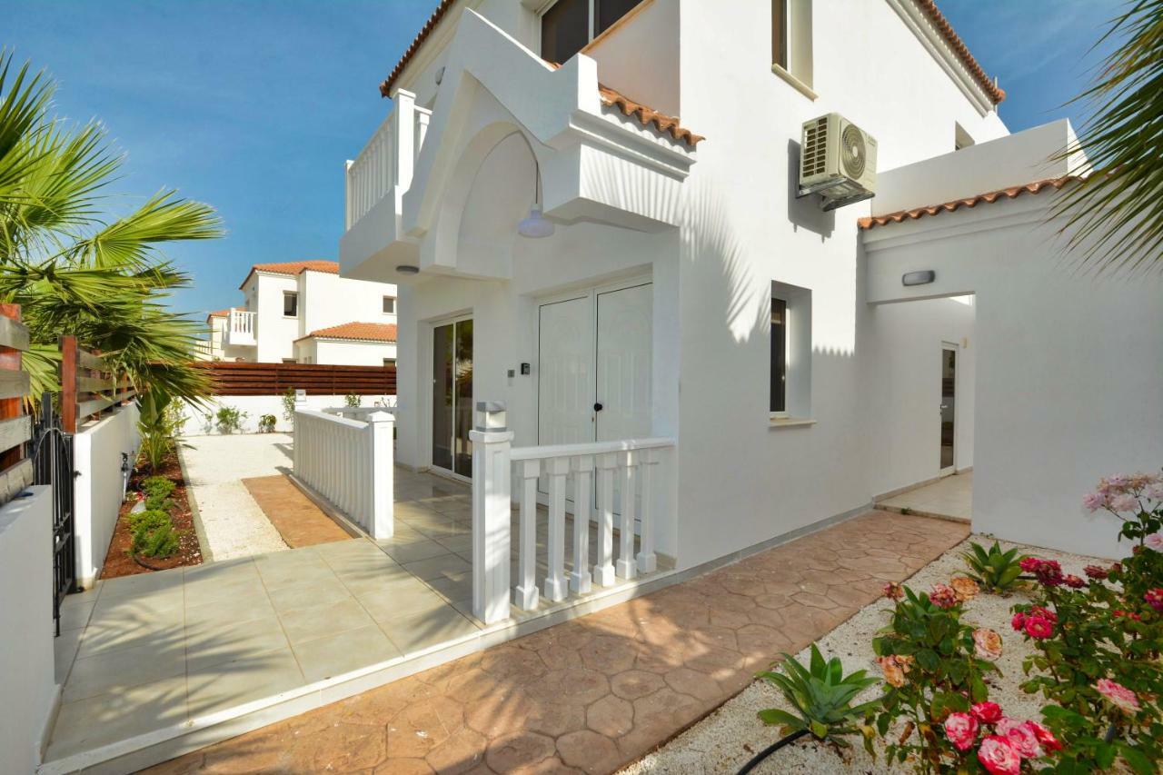 Nissi Palms Villa Ayía Nápa Extérieur photo